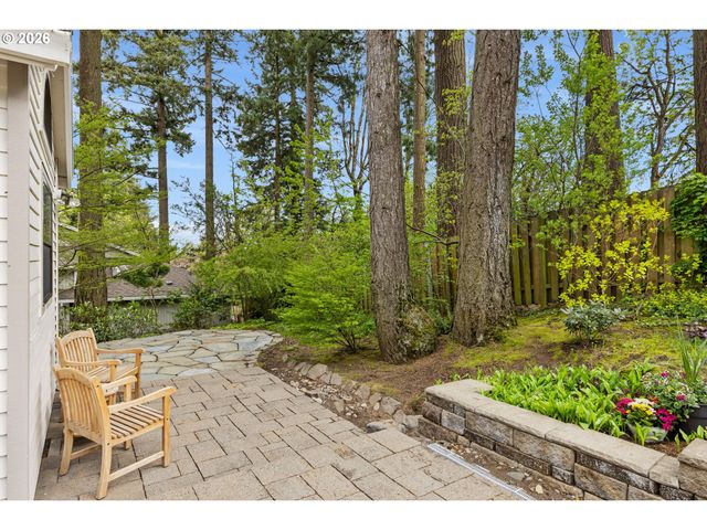 5481 Windsor Ter, West Linn, OR 97068