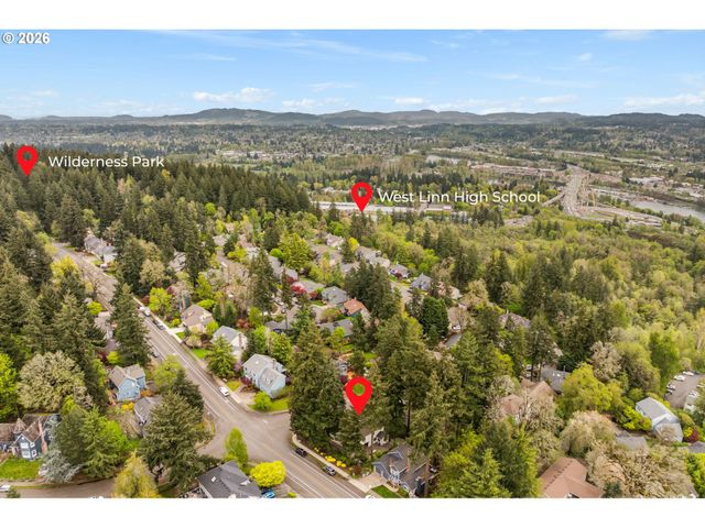 5481 Windsor Ter, West Linn, OR 97068