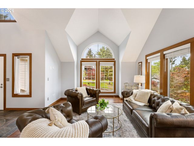 5481 Windsor Ter, West Linn, OR 97068