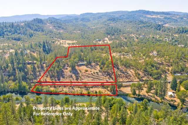 23159 Highway 62, Shady Cove, OR 97539