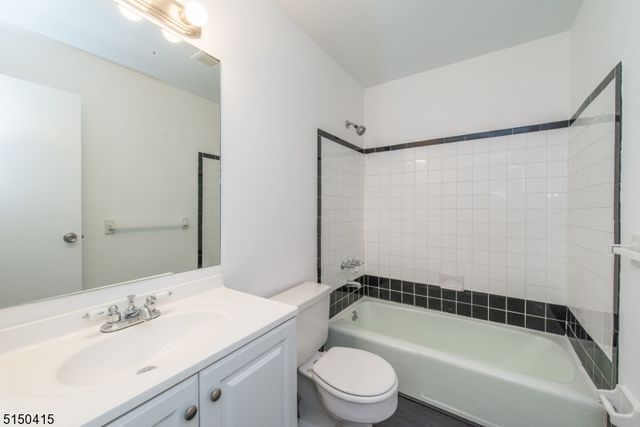 181 Long Hill Road 2, Little Falls Twp., NJ 07424