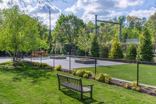 181 Long Hill Road 2, Little Falls Twp., NJ 07424