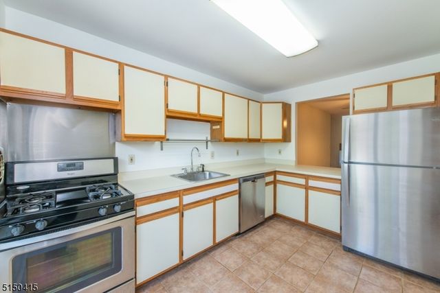 181 Long Hill Road 2, Little Falls Twp., NJ 07424