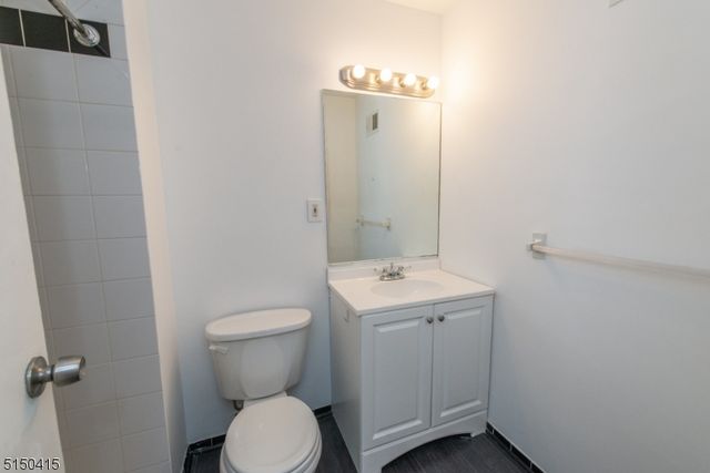 181 Long Hill Road 2, Little Falls Twp., NJ 07424