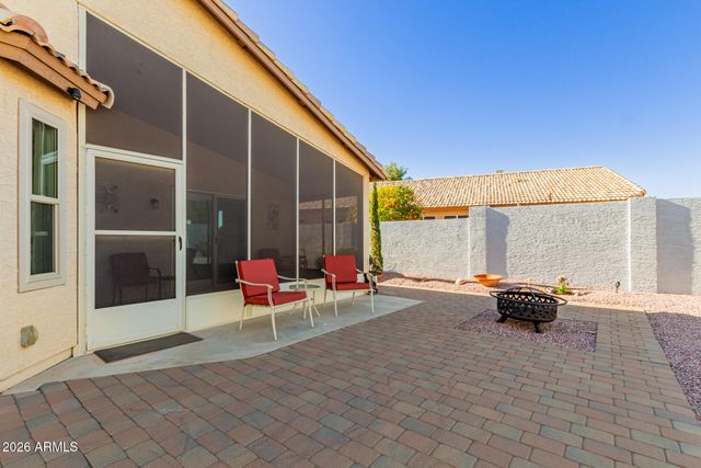 10806 W VENTANA Drive E, Peoria, AZ 85373