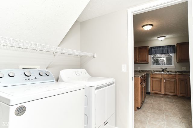 14313 Harrison Parkway, Fishers, IN 46038