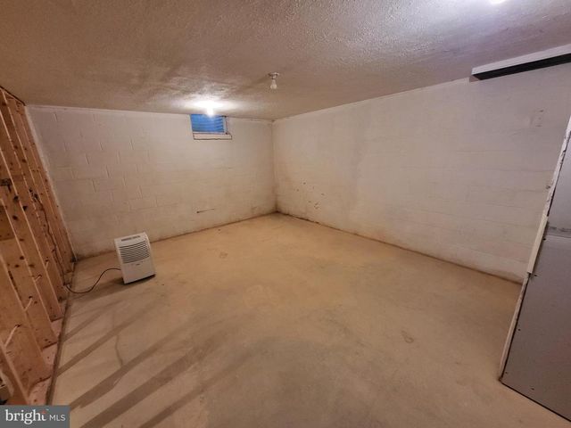 6540 MOUNTAIN DR, Chambersburg, PA 17202