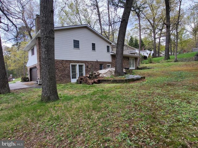 6540 MOUNTAIN DR, Chambersburg, PA 17202