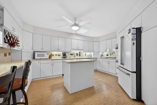 128 River Street, Elk Rapids, MI 49629