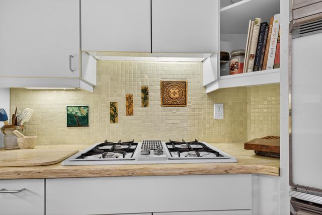 128 River Street, Elk Rapids, MI 49629