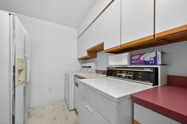 128 River Street, Elk Rapids, MI 49629