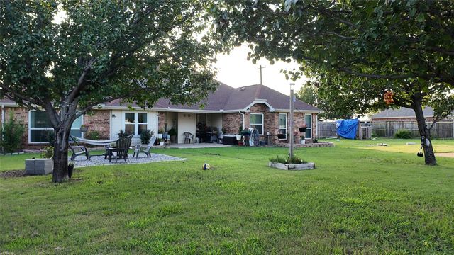 354 Geren Drive, Lavon, TX 75166