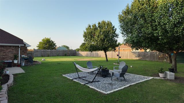 354 Geren Drive, Lavon, TX 75166