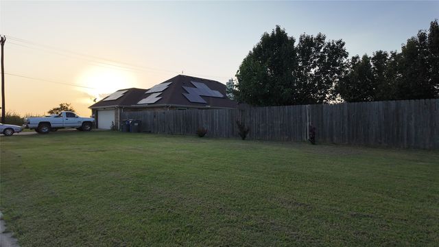 354 Geren Drive, Lavon, TX 75166