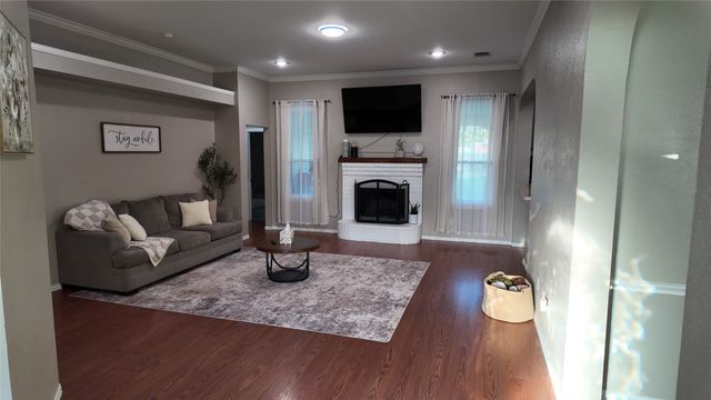 354 Geren Drive, Lavon, TX 75166