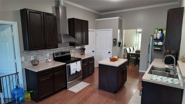 354 Geren Drive, Lavon, TX 75166