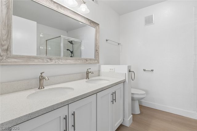 7901 Ryandale Circle 102, Las Vegas, NV 89145