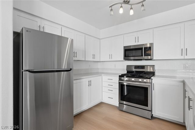 7901 Ryandale Circle 102, Las Vegas, NV 89145