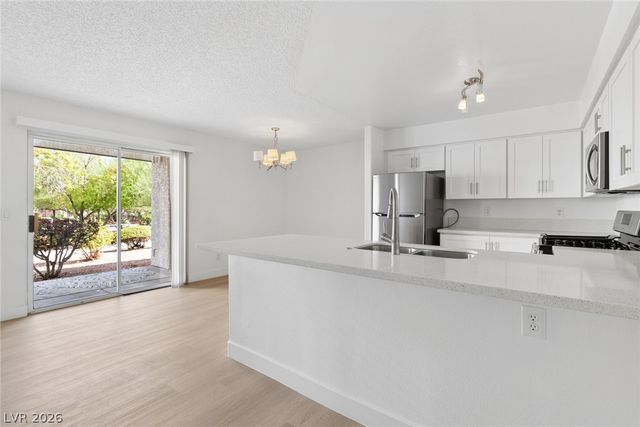 7901 Ryandale Circle 102, Las Vegas, NV 89145