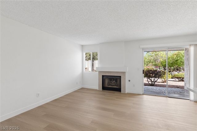 7901 Ryandale Circle 102, Las Vegas, NV 89145