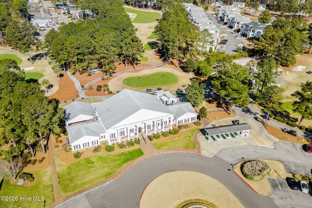 569 Fairburn Court NW, Calabash, NC 28467