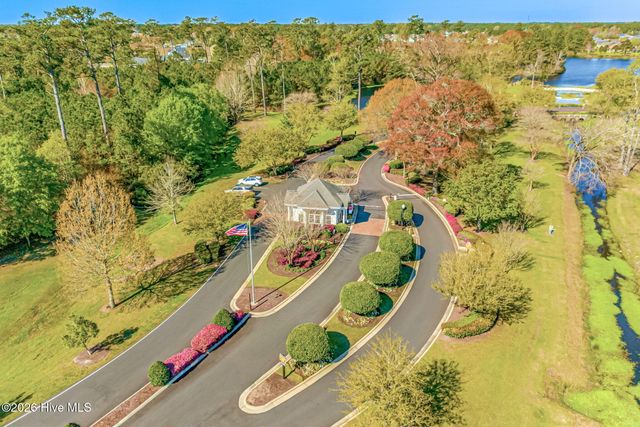 569 Fairburn Court NW, Calabash, NC 28467