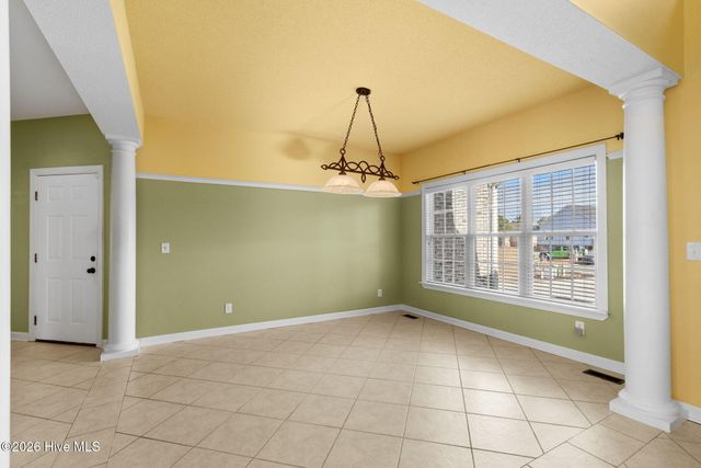 569 Fairburn Court NW, Calabash, NC 28467