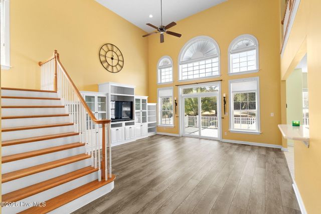 569 Fairburn Court NW, Calabash, NC 28467