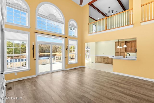 569 Fairburn Court NW, Calabash, NC 28467