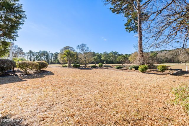 569 Fairburn Court NW, Calabash, NC 28467