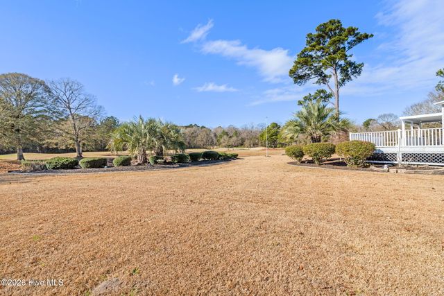 569 Fairburn Court NW, Calabash, NC 28467