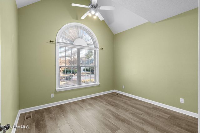 569 Fairburn Court NW, Calabash, NC 28467