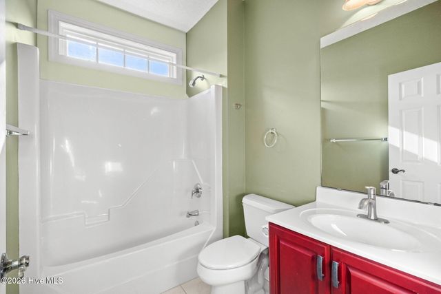 569 Fairburn Court NW, Calabash, NC 28467