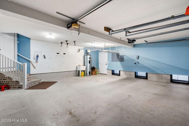 569 Fairburn Court NW, Calabash, NC 28467