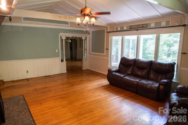 104 Ash Drive, Maggie Valley, NC 28751