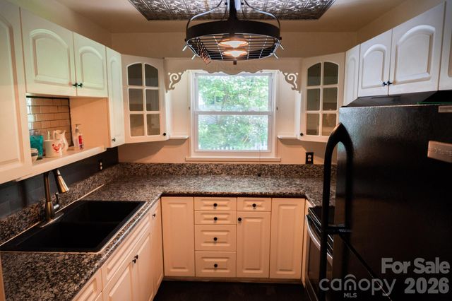 104 Ash Drive, Maggie Valley, NC 28751