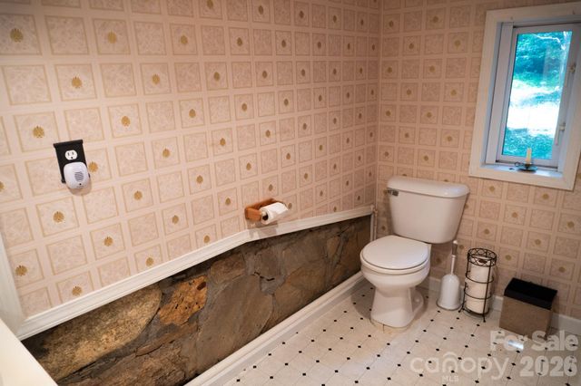 104 Ash Drive, Maggie Valley, NC 28751