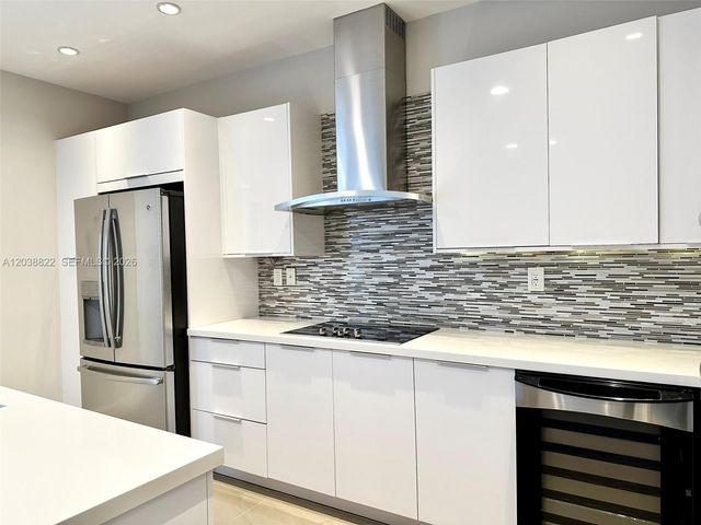10560 NW 63rd Terrace, Doral, FL 33178