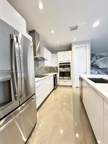 10560 NW 63rd Terrace, Doral, FL 33178