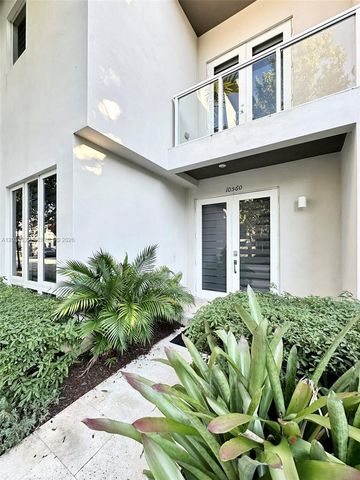 10560 NW 63rd Terrace, Doral, FL 33178