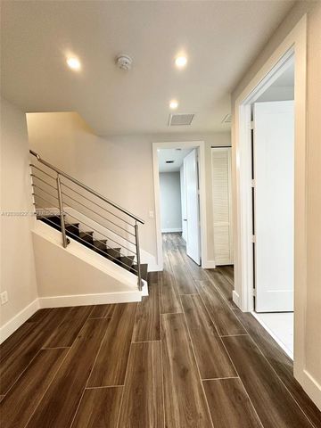10560 NW 63rd Terrace, Doral, FL 33178