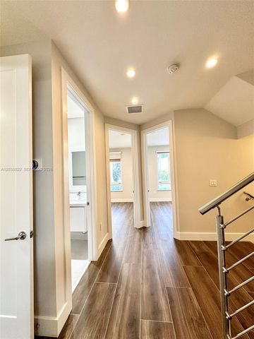 10560 NW 63rd Terrace, Doral, FL 33178