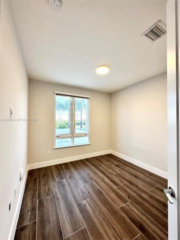 10560 NW 63rd Terrace, Doral, FL 33178