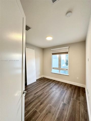 10560 NW 63rd Terrace, Doral, FL 33178