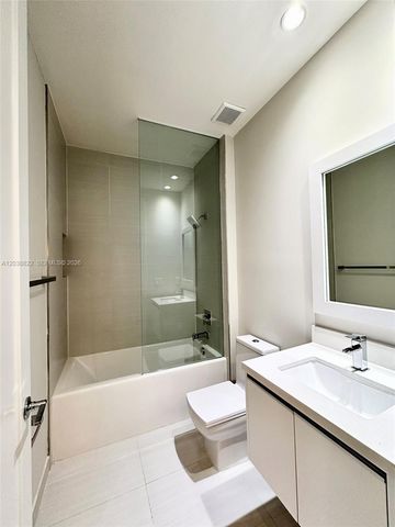10560 NW 63rd Terrace, Doral, FL 33178