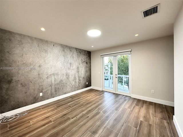 10560 NW 63rd Terrace, Doral, FL 33178