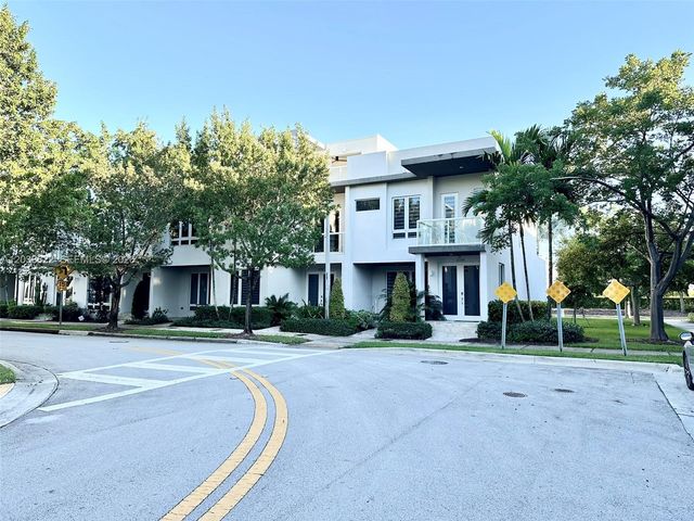10560 NW 63rd Terrace, Doral, FL 33178