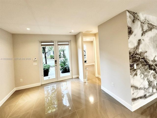 10560 NW 63rd Terrace, Doral, FL 33178