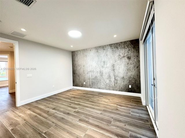 10560 NW 63rd Terrace, Doral, FL 33178