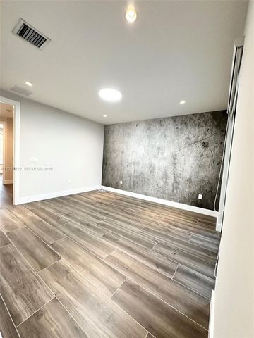 10560 NW 63rd Terrace, Doral, FL 33178